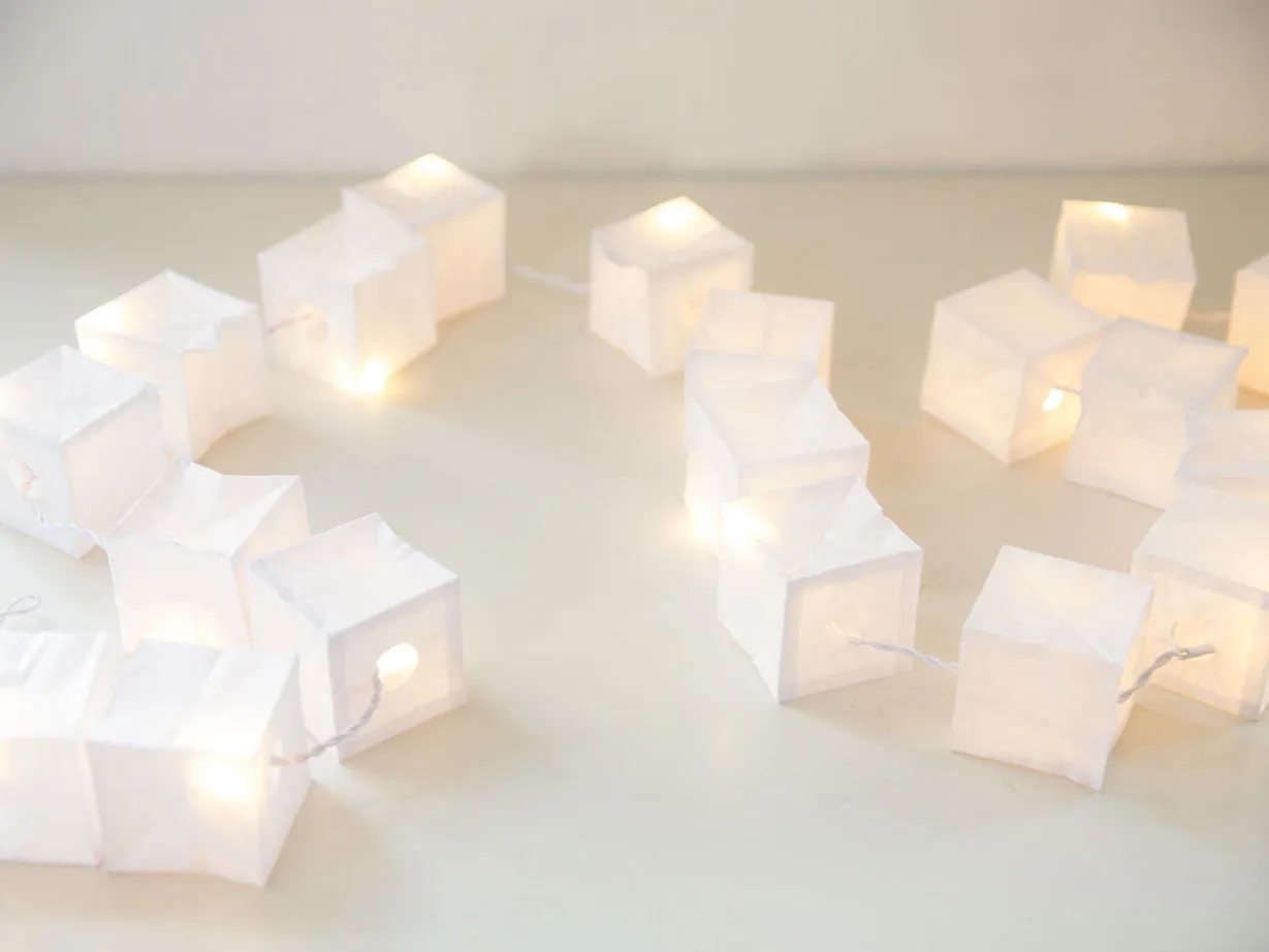 Cubist Garland (White)